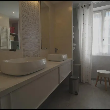 Вилла Santine Avec Terrasses Et Vue Panoramique Meuble Tourisme 4 Etoiles *