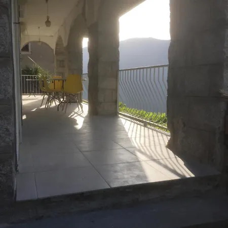 Santine Avec Terrasses Et Vue Panoramique Meuble Tourisme 4 Etoiles *