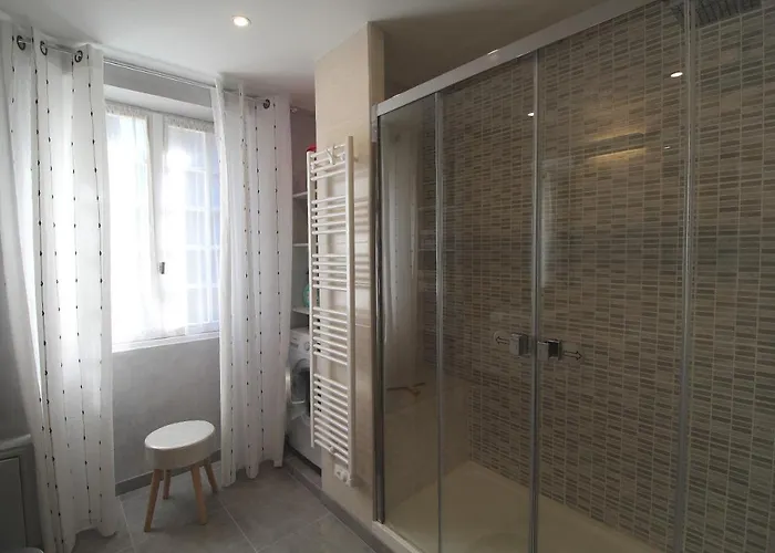 Santine Avec Terrasses Et Vue Panoramique Meuble Tourisme 4 Etoiles Vila *